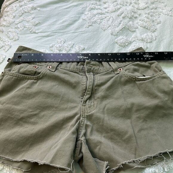 Ralph Lauren 5” Short - Picture 4 of 6